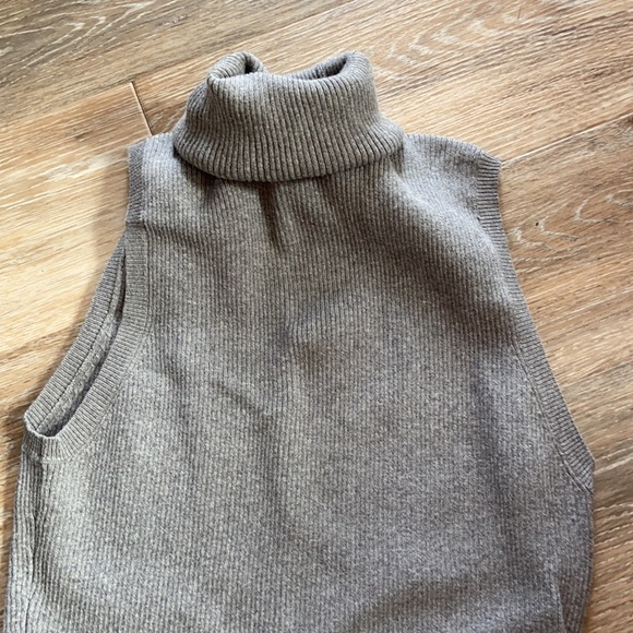 Turtleneck sweater dress - Picture 3 of 4